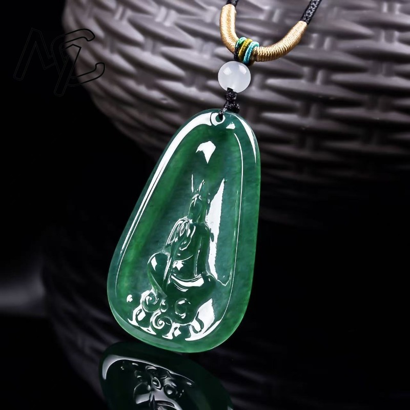 قلادة بوذا من الزمرد الطبيعي ا - مراجعة Jewelry & Watches Spółka Z Ograniczoną Odpowiedzialnością وسعره
