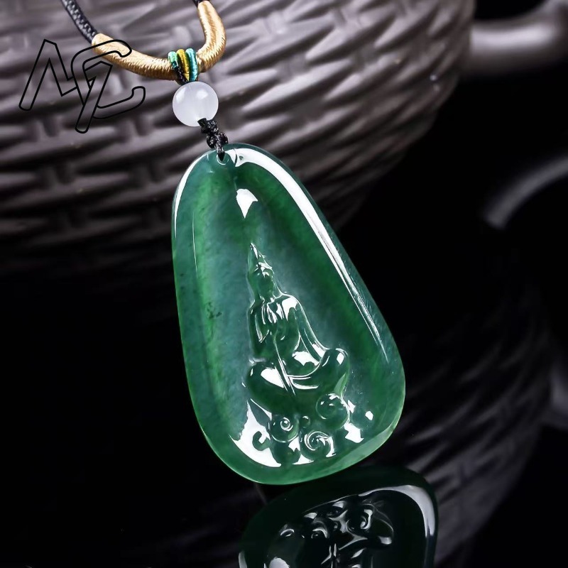 قلادة بوذا من الزمرد الطبيعي ا - مراجعة Jewelry & Watches Spółka Z Ograniczoną Odpowiedzialnością وسعره