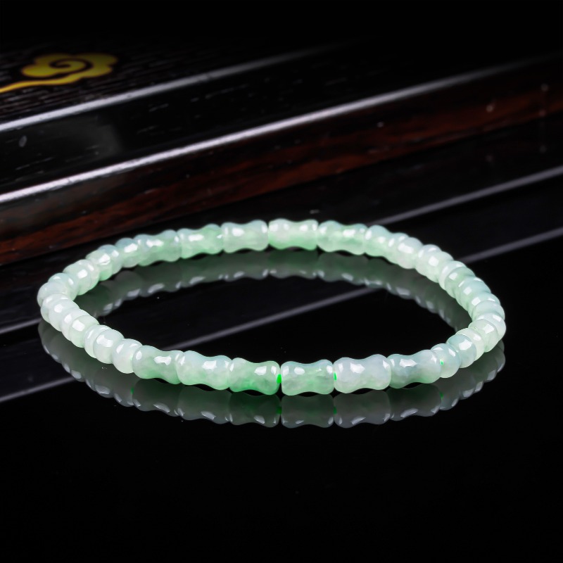 سوار وقلادة من اليشم الطبيعي ا - مراجعة Jewelry & Watches Spółka Z Ograniczoną Odpowiedzialnością وسعره
