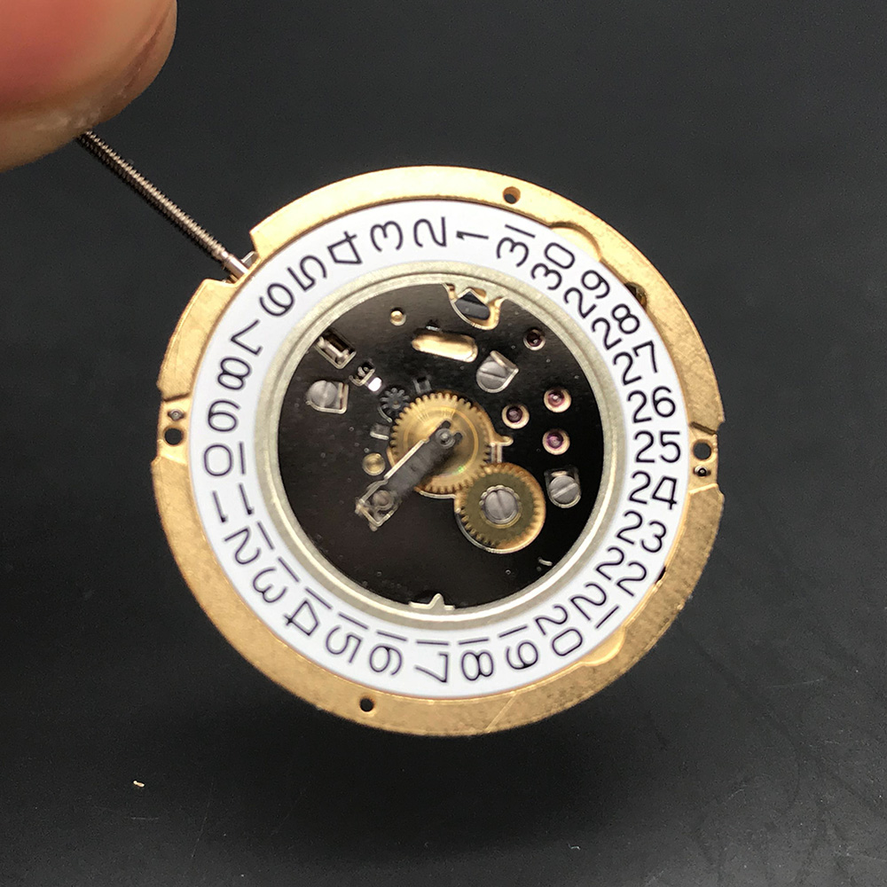 حركة ساعة كوارتز روندا 1005 ثم - مراجعة Jewels In Quartz Watches وسعره