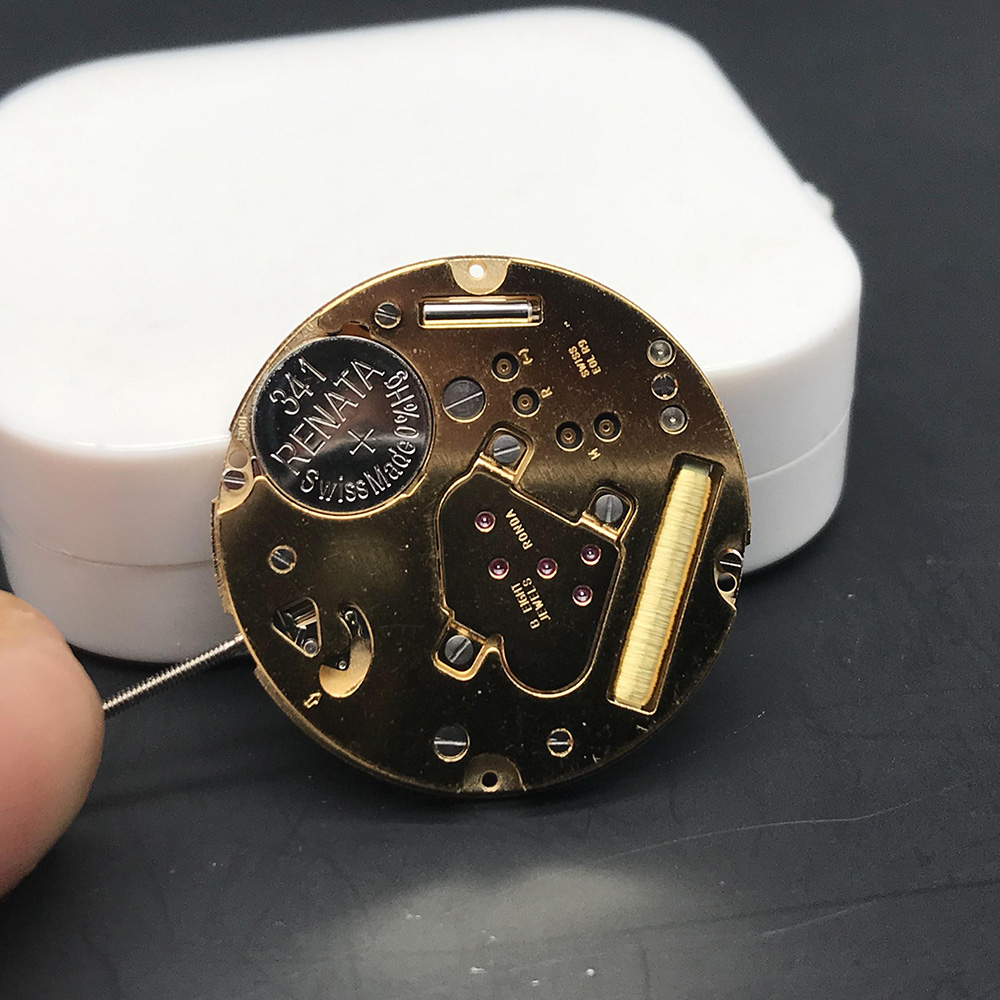حركة ساعة كوارتز روندا 1005 ثم - مراجعة Jewels In Quartz Watches وسعره