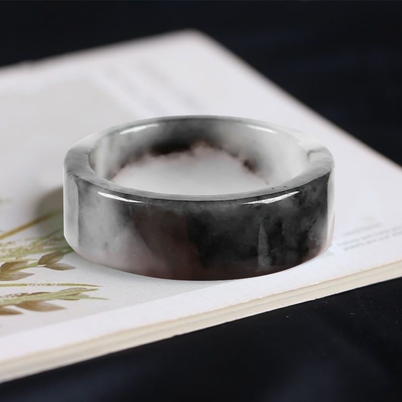 خواتم طبيعية من الدرجة الأولى  - مراجعة Jewelry & Watches Spółka Z Ograniczoną Odpowiedzialnością وسعره