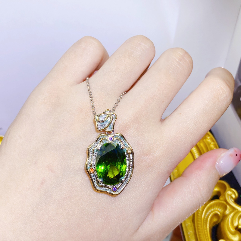 طقم قلادة وأقراط وخاتم وسوار ب - مراجعة Used Jewelry Watches وسعره