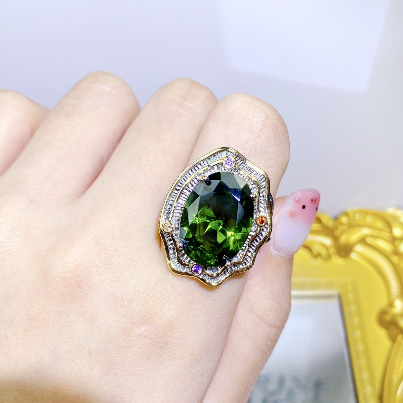 طقم قلادة وأقراط وخاتم وسوار ب - مراجعة Used Jewelry Watches وسعره
